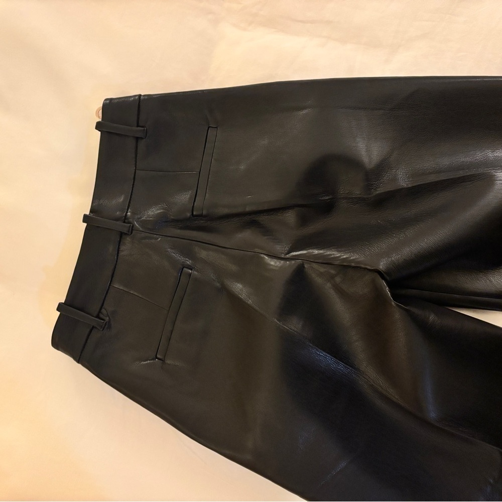 Wilfred vegan leather Black Women's Trousers The Effortless Pant™ New - Picture 15 of 15